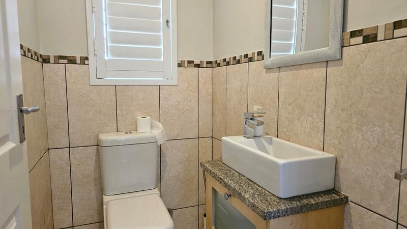 4 Bedroom Property for Sale in Lampiesbaai Western Cape